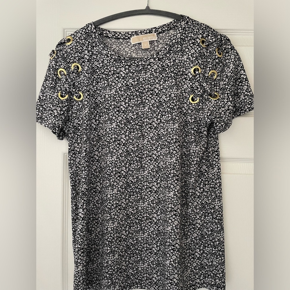 EUC MICHAEL Michael Kors Floral Blouse With Gold Eyelet Detail